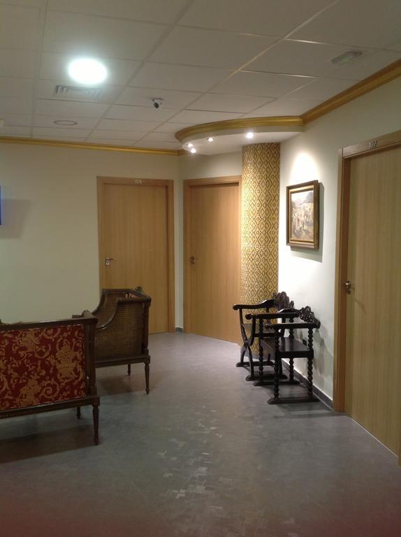 Hostal Bisbal Only Adults No Ac Valencia Buitenkant foto